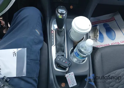 2018 Chevrolet Equinox Lt from USA, damaged, VIN 3GNAXJEV7JS627483